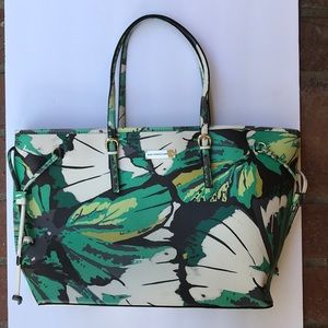 New York & Co. Green Purse